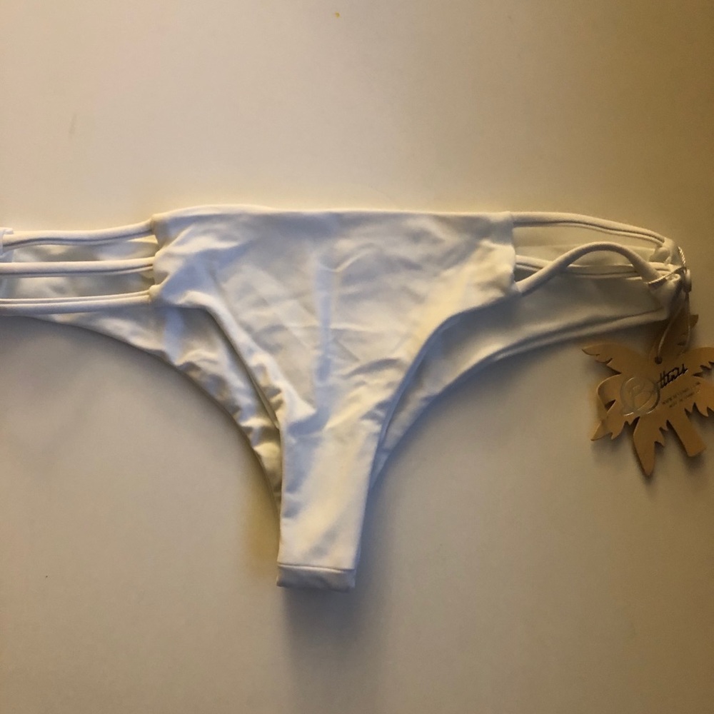 Bettinis Bikini Bottoms Swimsuit Cheeky Strappy
